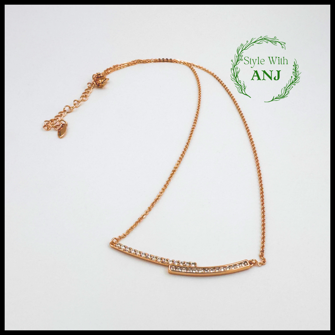 Sparkling Elegance: Crystal Chain Necklace women and girls