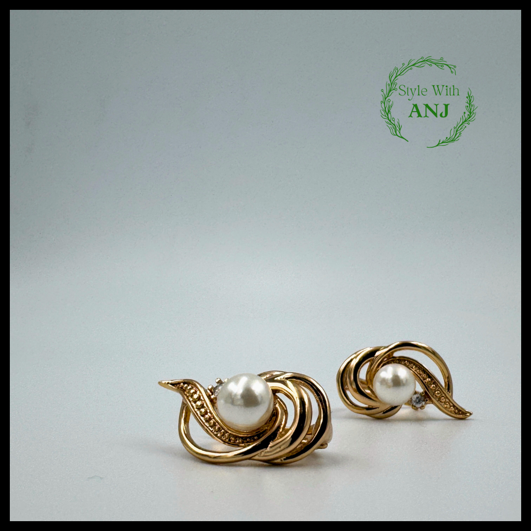 Pearl studded gold tone earring for women and girls